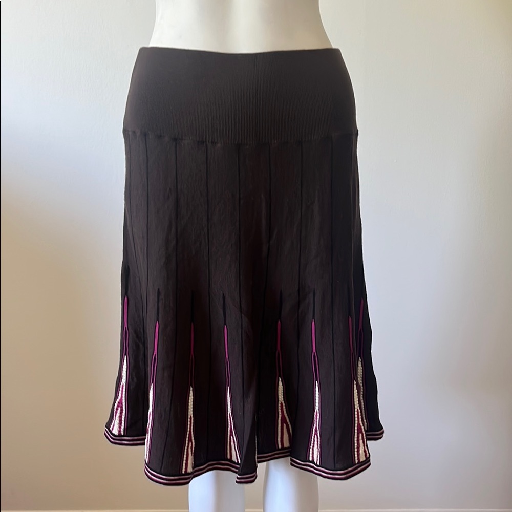 Karen Millen Skirt with Pink Accents Size 4